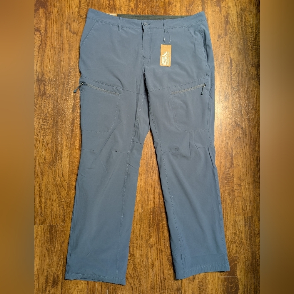 ♥️NWT♥️ Eddie Bauer Flexion 2.0 Fleece Lined Pants, Size 18W - Picture 1 of 8
